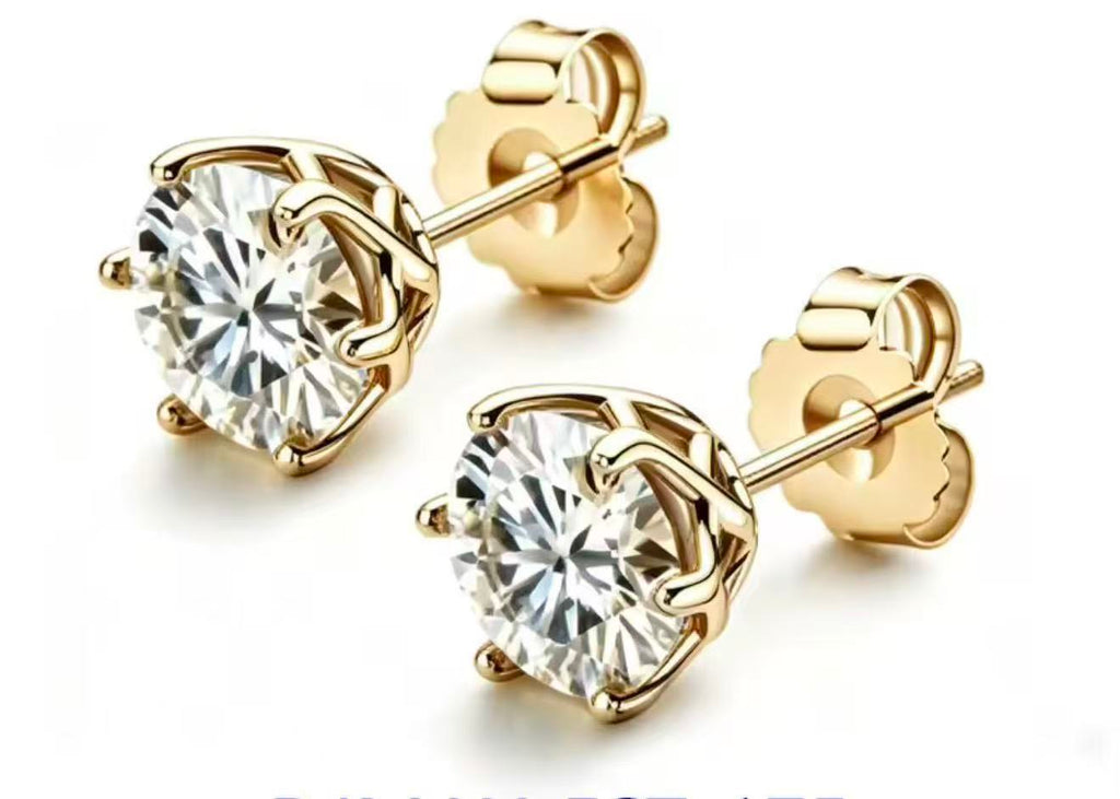 The Clara Round Cut Moissanite Stud Earrings
